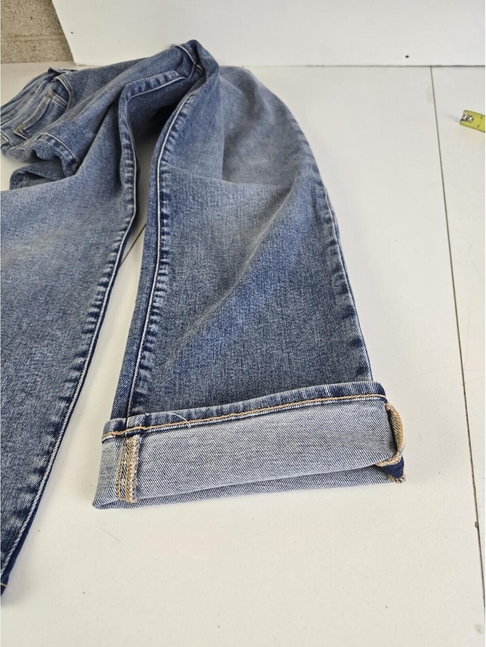 Good American Good Curve Straight Leg Jean Size 6/28 ( 24" Inseam) - Picture 14 of 14